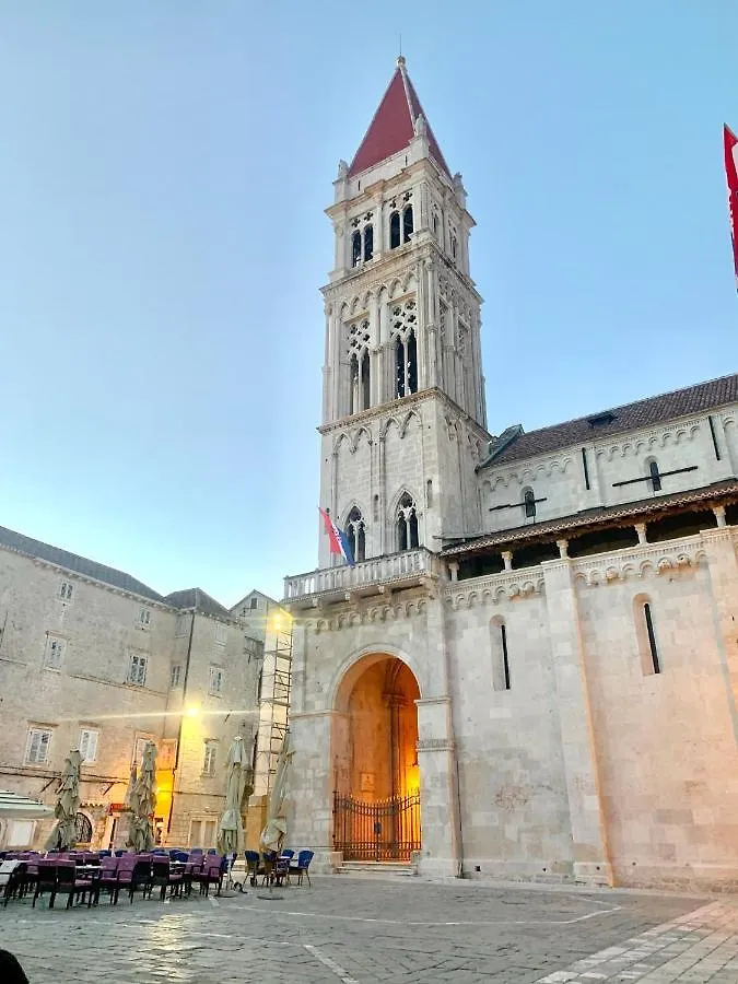 Penthouse Apartment Lux With A Panoramic View, Located On The Beachfront Of Ciovo-Trogir Kroatien